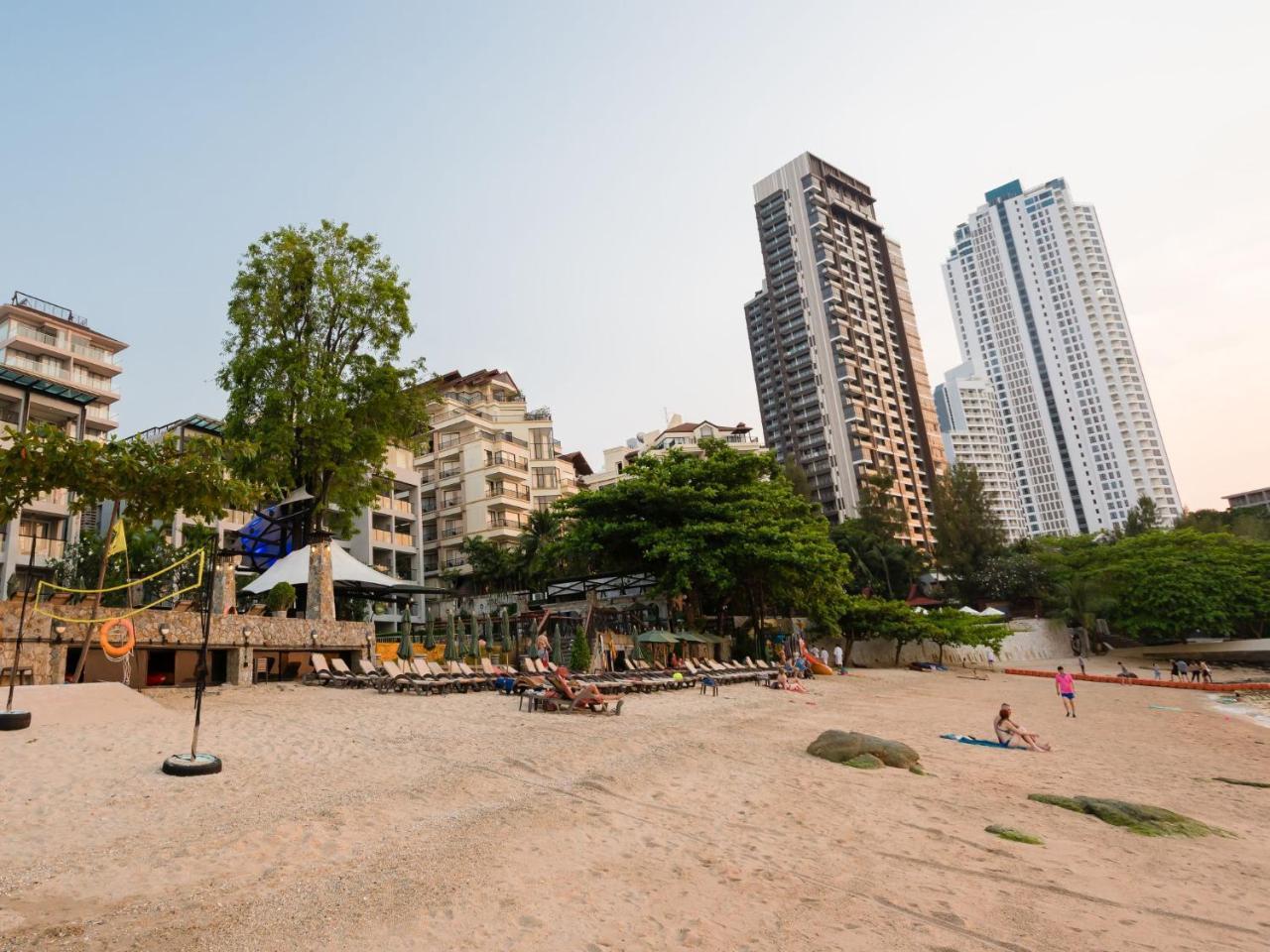 Club Royal Wongamat Lägenhet Pattaya Exteriör bild